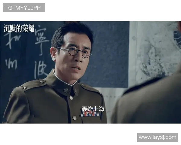 足球巨星亲身经历：从街头少年到世界顶级球员的奋斗与荣耀