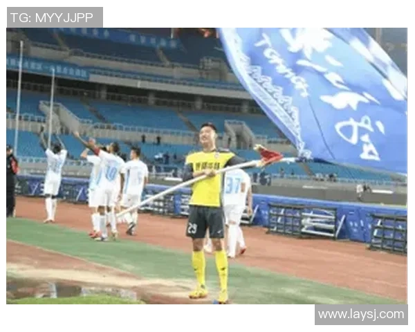 加特林足球球星是谁 揭秘其足球生涯与辉煌成就