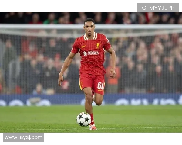 阿诺德：从利物浦天才到足坛传奇的成长之路